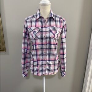 Women's Marmot Lillian LS Plaid Button Down Shirt in Pink and Blue. Size Small